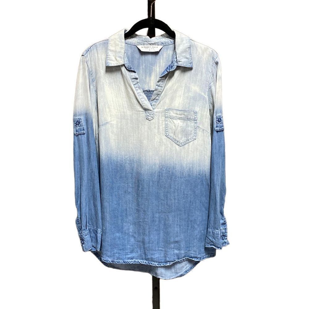 Celebrity Pink Long Sleeve Ombré Chambray Shirt Size Medium